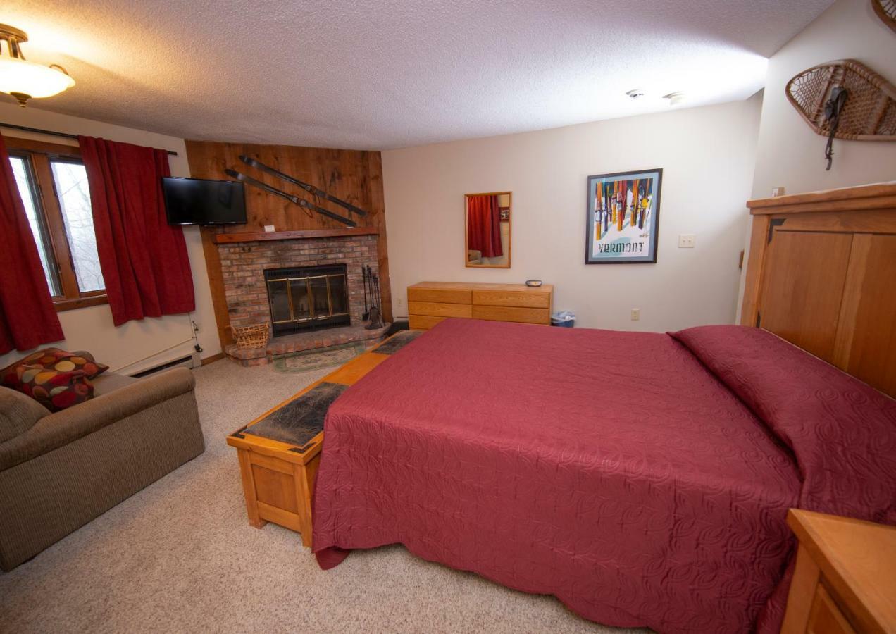 Okemo Mountain Lodging Ладлоу Екстер'єр фото